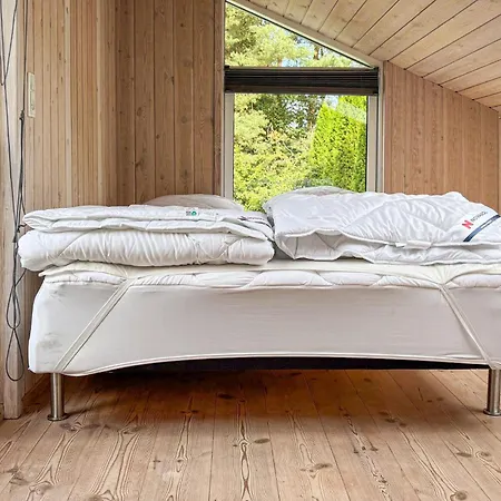 Cozy In With Private Swimming Pool, Be Inside Or Outside *